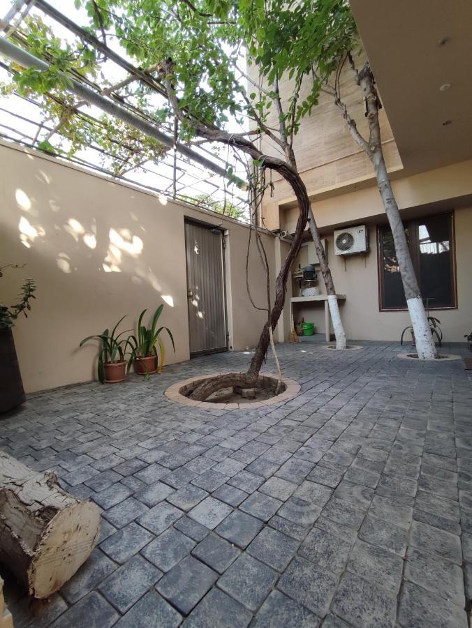 Hotelise I Bells-Of-Ireland Apartment Yerevan Exterior photo