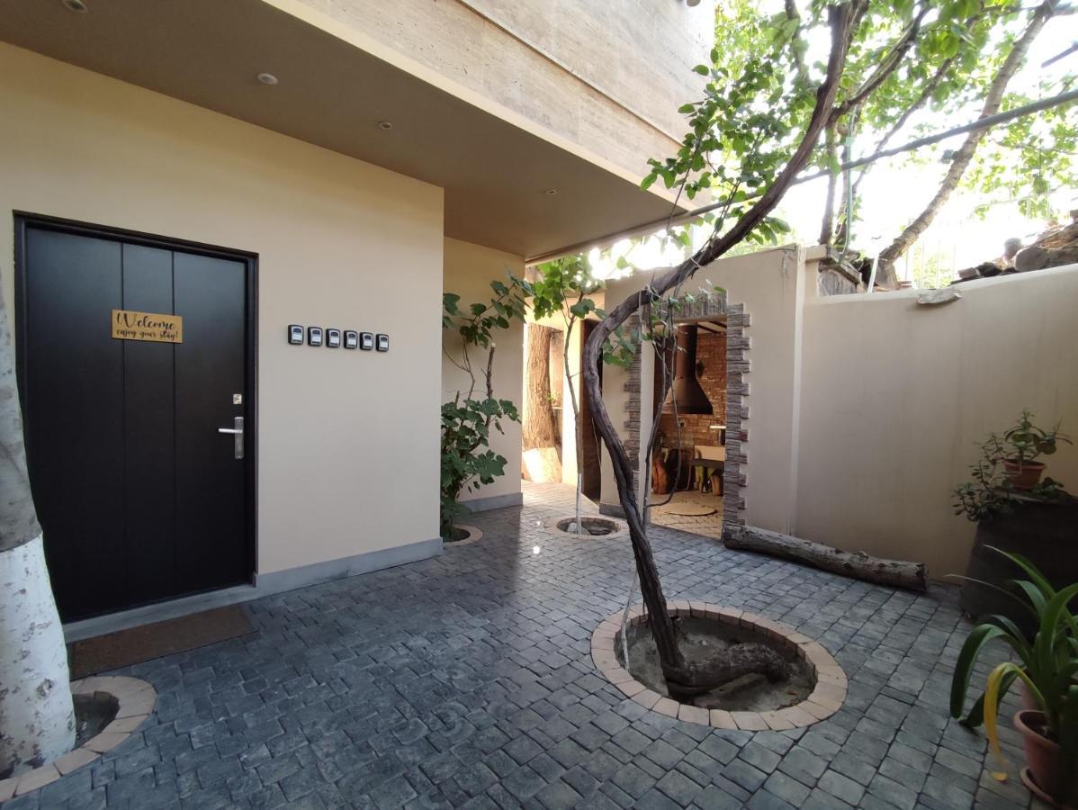 Hotelise I Bells-Of-Ireland Apartment Yerevan Exterior photo